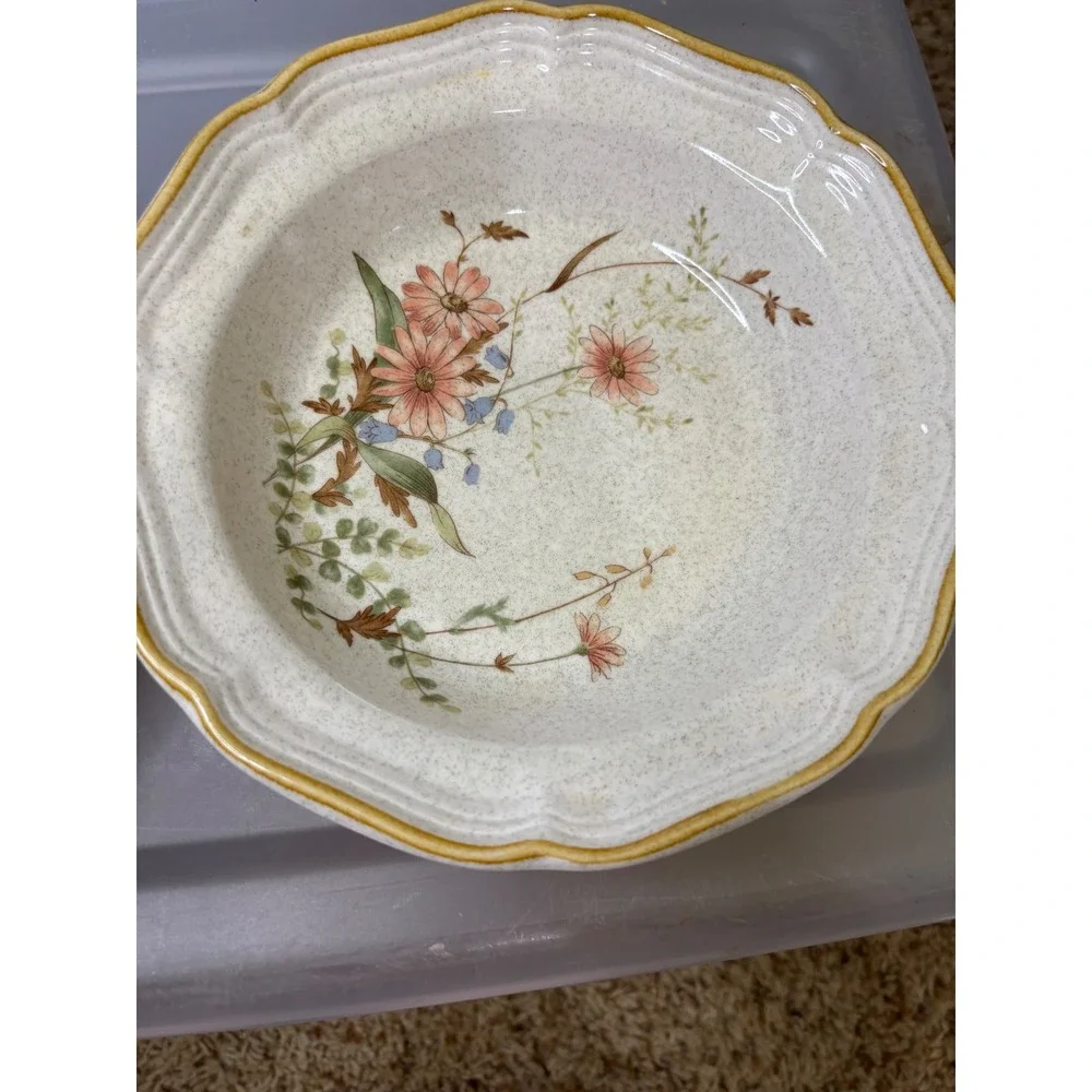 Vintage Mikasa Field Bouquet EB 805 Soup Salad Bowls Set of 2  8.25in